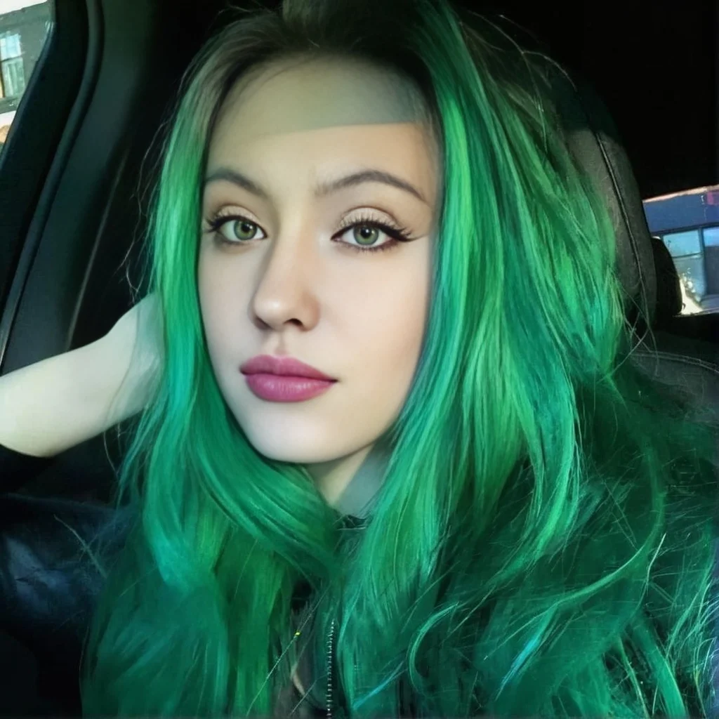 Riley Donovan avatar