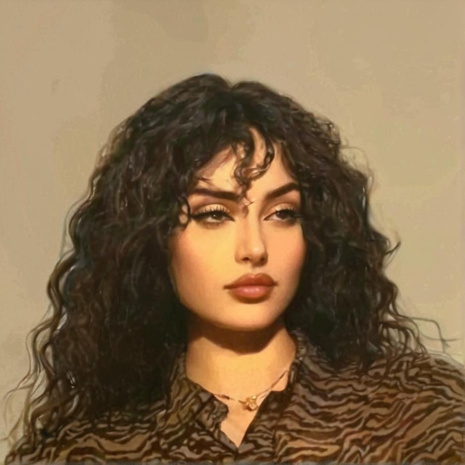 Elena Blackburn アバター